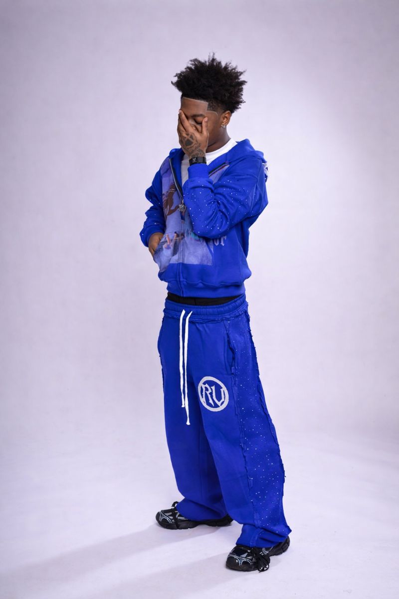 RV Distressed Diamond Sweats Blue